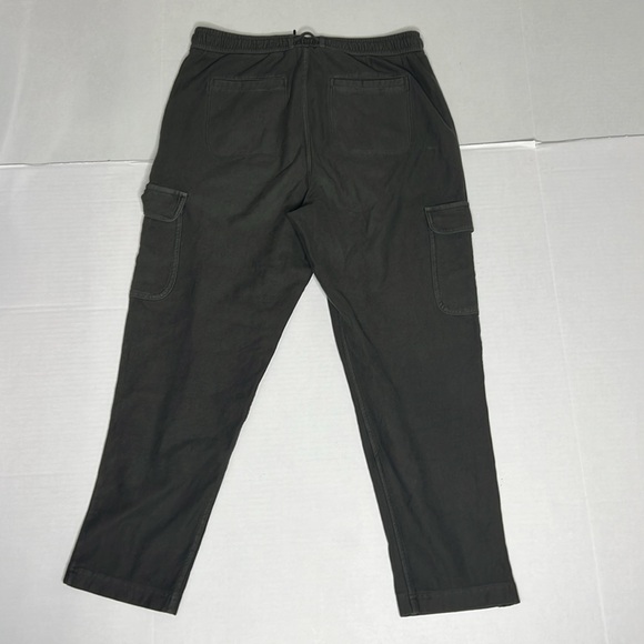 Athleta Farallon Cargo Crop Pants Cypress Green 6 - Picture 5 of 5